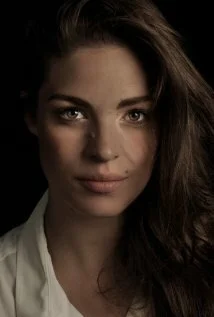 Натали Мандуно